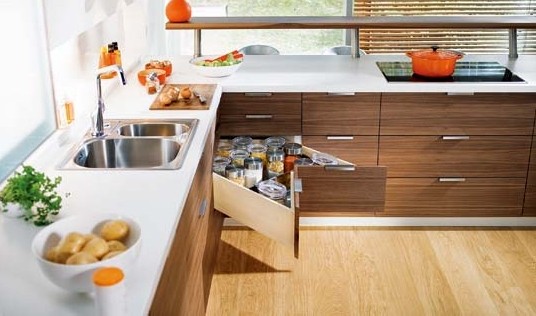 家族廚房設計以開敞式為佳